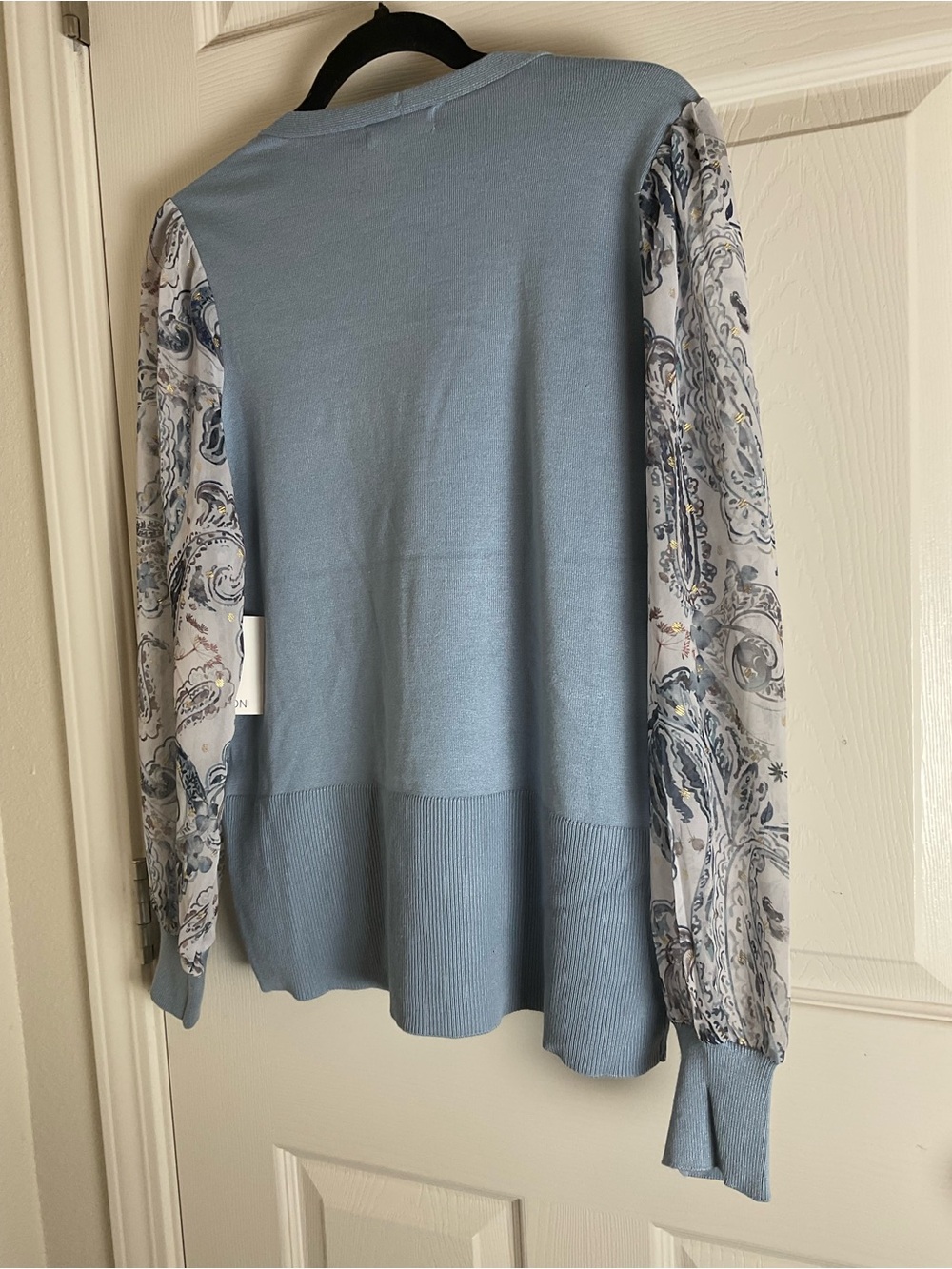 89th + Madison Blue Faux Wrap Sweater W/ Paisley Sheer Sleeves Large - Picture 7 of 8
